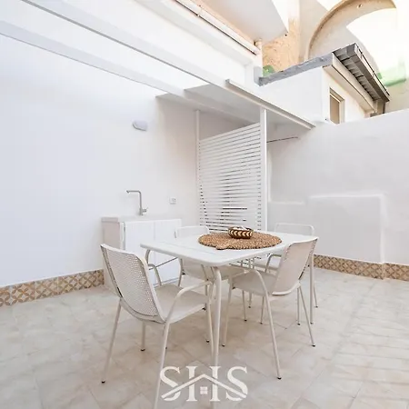 Apartment Domu Chiara Cagliari